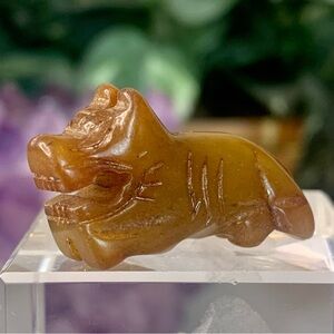 Hand Carved Jade Chinese Zodiac Tiger Drilled Animal Bead Stone Figurine 20th C.